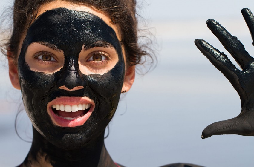 Черная маска для лица: рецепты приготовления и использование в домашних условиях. 135 фото и видео процедуры омоложения кожи лица