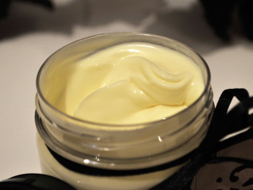 Масло от прыщей - советы по выбору, способы и эффективность применения. Отзывы потребителей и экспертов (125 фото и видео)