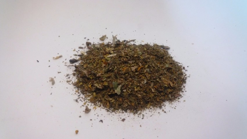 Свойства чистотела: полезные свойства, противопоказания и рецепты на основе чистотела. Применение чистотела при кожных заболеваниях (125 фото)