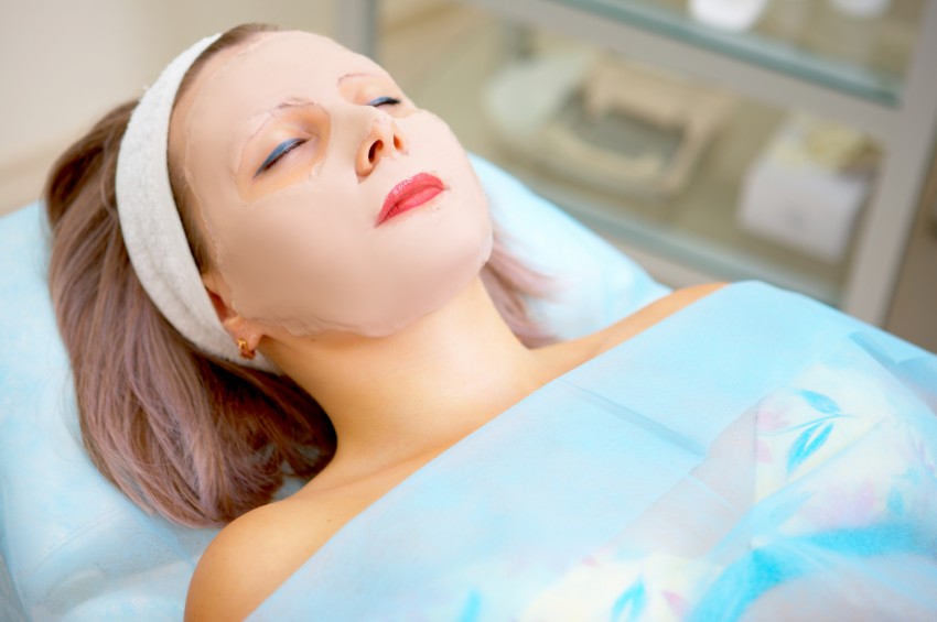 Тканевые маски для лица - обзор лучших масок и советы косметологов по их применению (95 фото + видео)