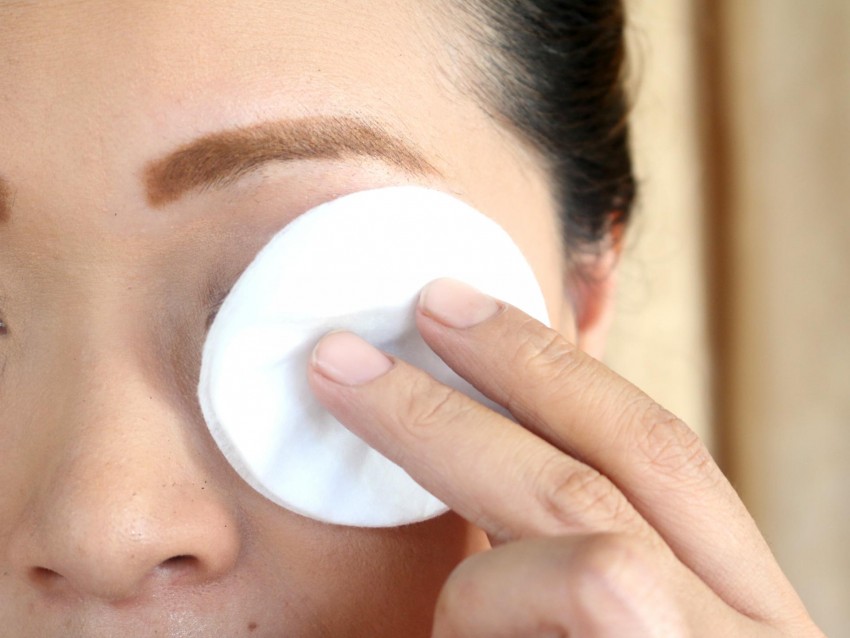 Уход за кожей вокруг глаз: советы косметологов и правила эффективного ухода. 120 фото и описание средств по уходу в разном возрасте