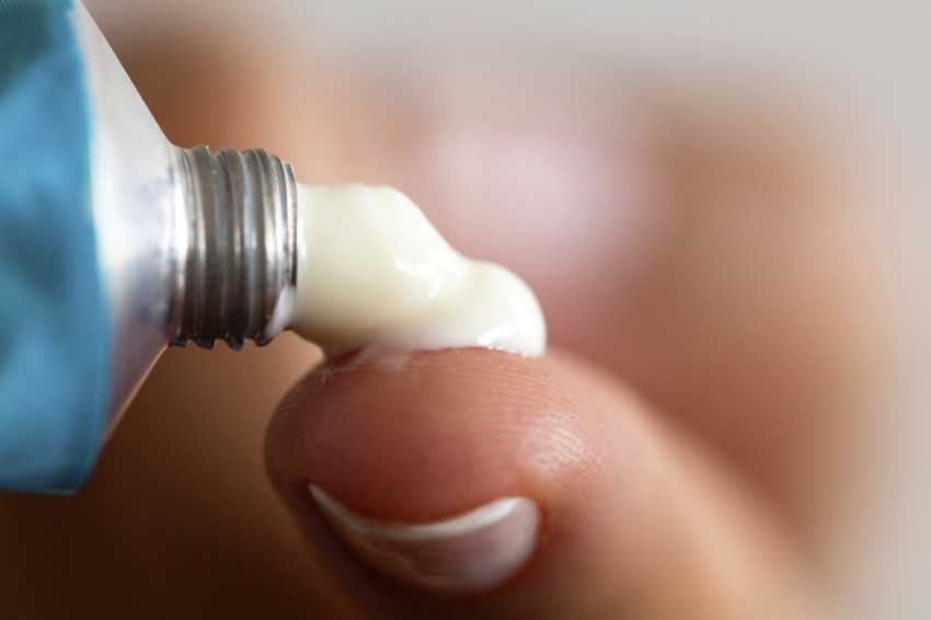 Выдавливание прыщей: советы врачей-дерматологов и косметологов можно ли выдавливать и как это делать правильно (140 фото и видео инструкция)