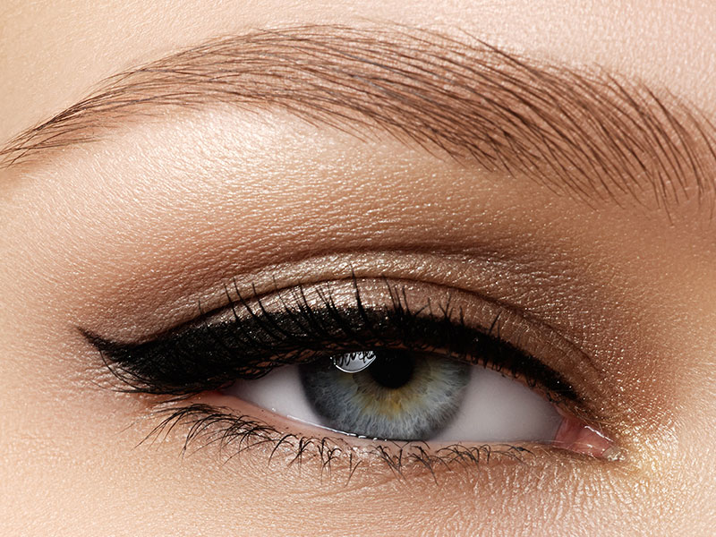 Татуаж стрелок на глазах с растушевкой: что такое и как делают